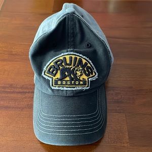 Boston Bruins hat